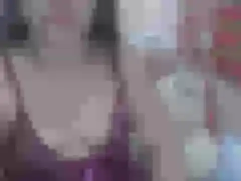 Snapshot of sweet_Lielani chatting on December 19, 2025, 7:16 pm sweet Lielani online show from December 19, 2025, 7:16 pm