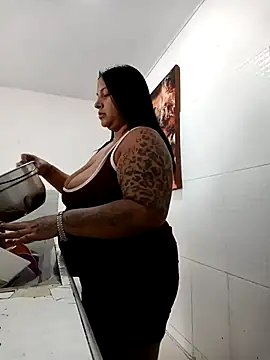 Snapshot of Edithxxx1 chatting on November 29, 2025, 6:52 pm Edithxxx1 online show from November 29, 2025, 6:52 pm