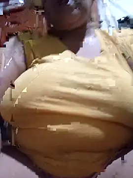 Snapshot of wet_babexxx chatting on November 7, 2025, 11:04 am wet babexxx online show from November 7, 2025, 11:04 am