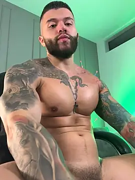 Snapshot of Frank_Farrell chatting on November 14, 2025, 10:57 pm Frank Farrell online show from November 14, 2025, 10:57 pm