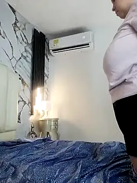 Snapshot of mollieblue69 chatting on October 18, 2025, 1:02 pm mollieblue69 online show from October 18, 2025, 1:02 pm