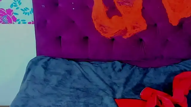 sandyquinnxx online show from October 31, 2025, 3:30 pm