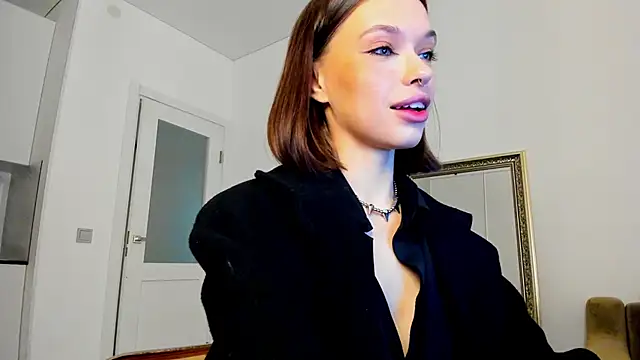 Snapshot of Kossie_ chatting on October 22, 2025, 5:34 pm Kossie online show from October 22, 2025, 5:34 pm