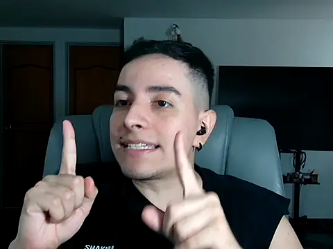 Jhoan saenz online show from November 21, 2025, 9:58 pm