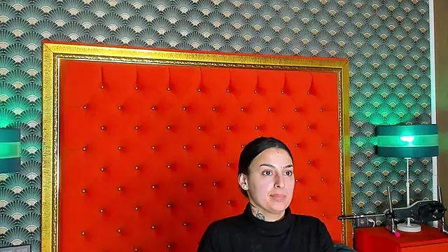 VallerieJones online show from April 4, 2026, 10:55 am