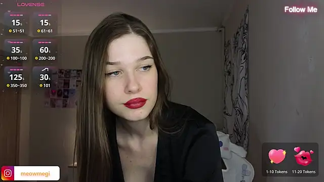 Snapshot of LisaSweetie chatting on December 26, 2024, 10:20 pm LisaSweetie online show from December 26, 2024, 10:20 pm