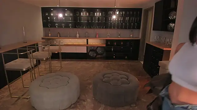 Snapshot of KateSunder chatting on November 21, 2025, 10:25 am KateSunder online show from November 21, 2025, 10:25 am