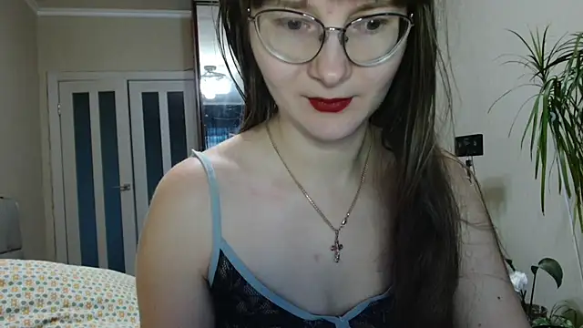 Snapshot of KiraGoldens chatting on November 29, 2025, 6:02 am KiraGoldens online show from November 29, 2025, 6:02 am