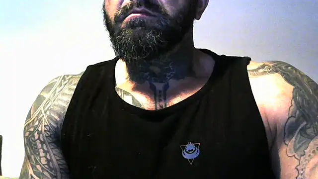 Snapshot of muscle1976 chatting on December 26, 2024, 7:38 pm muscle1976 online show from December 26, 2024, 7:38 pm