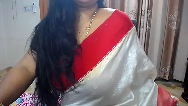 lady maeda  online show from March 13, 2025, 9:05 pm