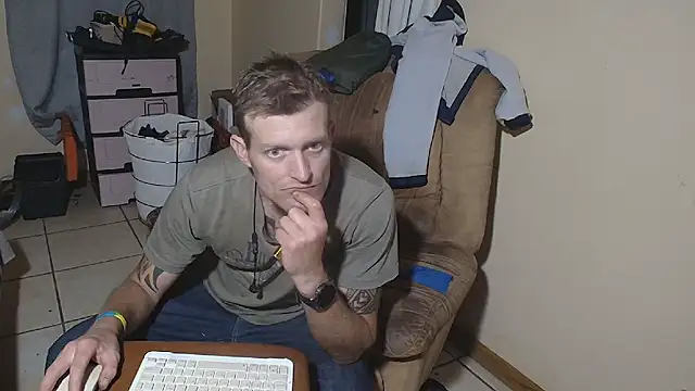 Snapshot of the-billy-blue chatting on July 29, 2026, 7:24 pm the-billy-blue online show from July 29, 2026, 7:24 pm