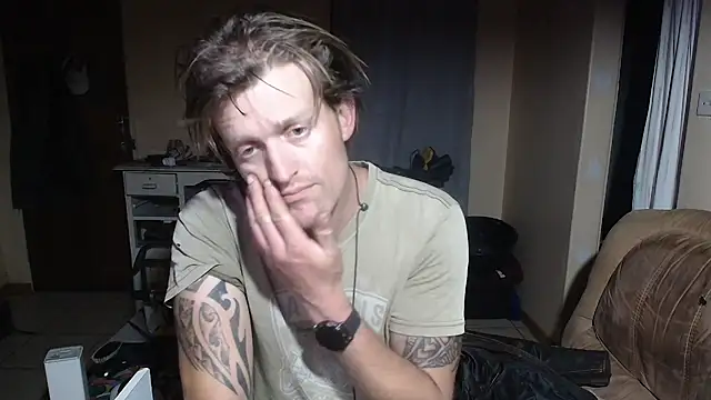 Snapshot of the-billy-blue chatting on July 26, 2026, 3:46 am the-billy-blue online show from July 26, 2026, 3:46 am