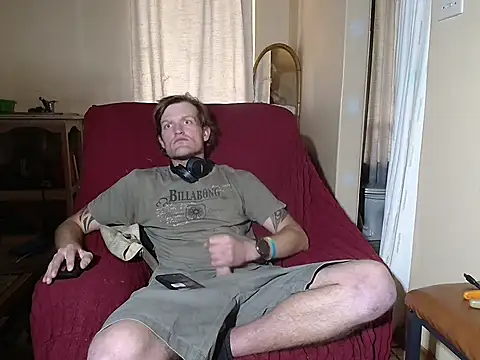 Snapshot of the-billy-blue chatting on July 13, 2026, 10:25 am the-billy-blue online show from July 13, 2026, 10:25 am