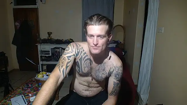 Snapshot of the-billy-blue chatting on July 1, 2026, 1:17 am the-billy-blue online show from July 1, 2026, 1:17 am