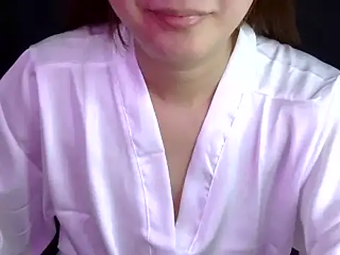 Snapshot of Bee_2k chatting on September 15, 2025, 4:46 am Bee 2k online show from September 15, 2025, 4:46 am