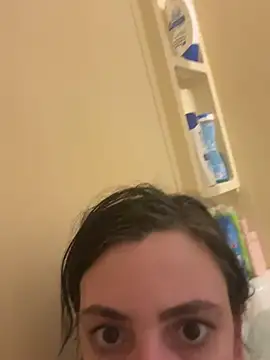 XXlolaXX online show from February 5, 2025, 7:53 pm