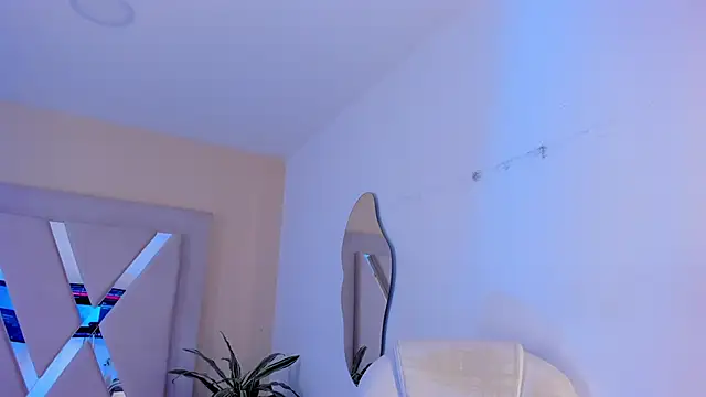 malejabenzz online show from December 4, 2025, 7:57 pm