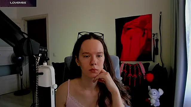 DivineBite online show from July 10, 2026, 10:04 am