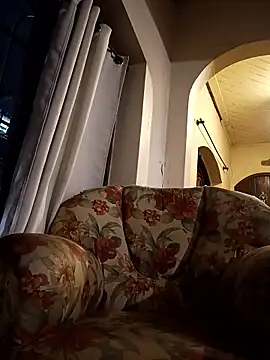 skypemarktt13 online show from January 17, 2026, 12:58 am