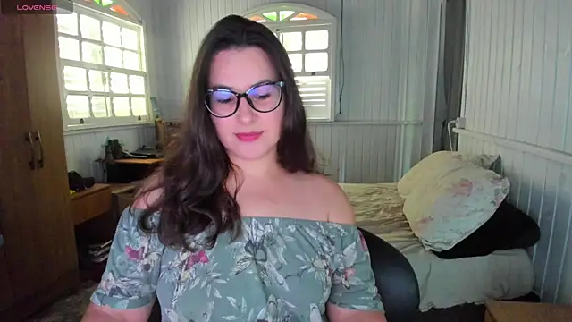 Snapshot of anna_love_hot chatting on November 20, 2025, 8:09 pm anna love hot online show from November 20, 2025, 8:09 pm