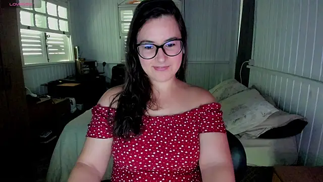 Snapshot of anna_love_hot chatting on December 17, 2025, 8:58 pm anna love hot online show from December 17, 2025, 8:58 pm