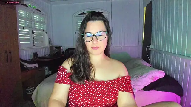 Snapshot of anna_love_hot chatting on November 25, 2025, 9:59 pm anna love hot online show from November 25, 2025, 9:59 pm