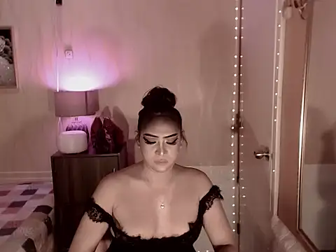 Snapshot of Biancafoxie chatting on November 13, 2025, 8:29 am Biancafoxie online show from November 13, 2025, 8:29 am