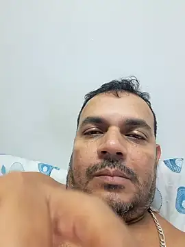 Snapshot of Ben_joseph1976 chatting on February 24, 2025, 1:02 am Ben joseph1976 online show from February 24, 2025, 1:02 am