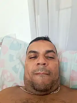 Snapshot of Ben_joseph1976 chatting on December 25, 2024, 3:38 pm Ben joseph1976 online show from December 25, 2024, 3:38 pm