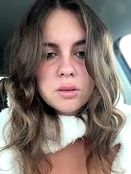 Snapshot of Samantha_official chatting on December 14, 2025, 1:06 pm Samantha official online show from December 14, 2025, 1:06 pm