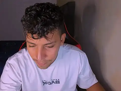 dilan js online show from December 2, 2025, 10:55 pm