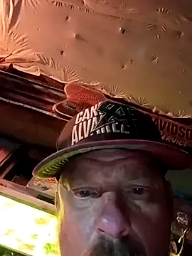 LilPinkPencil online show from June 2, 2026, 9:42 am