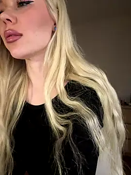 xDinnax online show from December 20, 2025, 3:04 pm