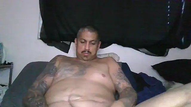 Snapshot of Vision1285 chatting on March 3, 2025, 2:49 pm Vision1285 online show from March 3, 2025, 2:49 pm