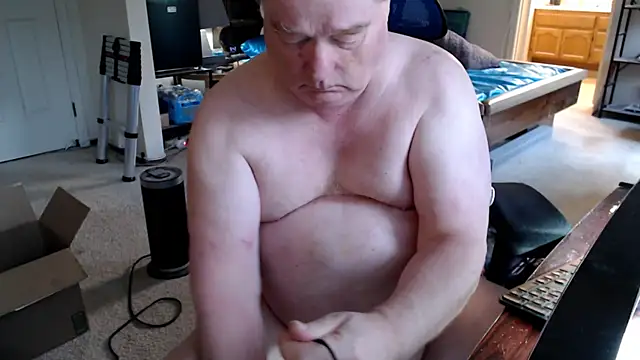 Snapshot of HomerPrice chatting on October 25, 2025, 3:34 pm HomerPrice online show from October 25, 2025, 3:34 pm