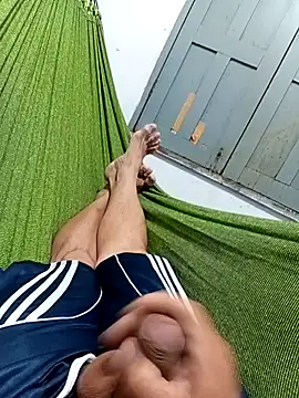 NINFOMANIACOquer2 online show from December 5, 2025, 6:12 am