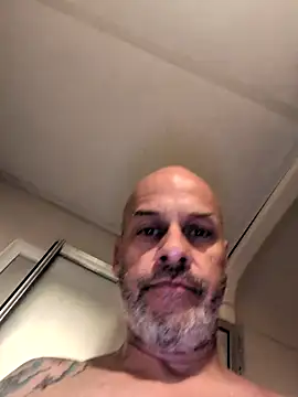 Ryeguy6969 online show from May 5, 2026, 11:30 pm