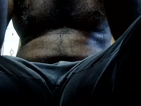 Snapshot of reegan889 chatting on November 1, 2025, 2:18 am reegan889 online show from November 1, 2025, 2:18 am