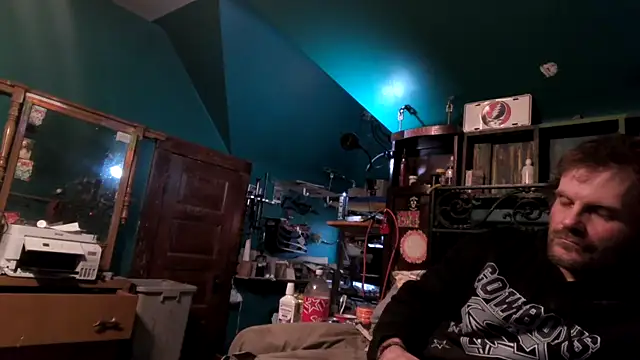 charactrzero online show from April 5, 2026, 9:54 pm