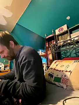 Snapshot of charactrzero chatting on December 14, 2025, 8:14 pm charactrzero online show from December 14, 2025, 8:14 pm