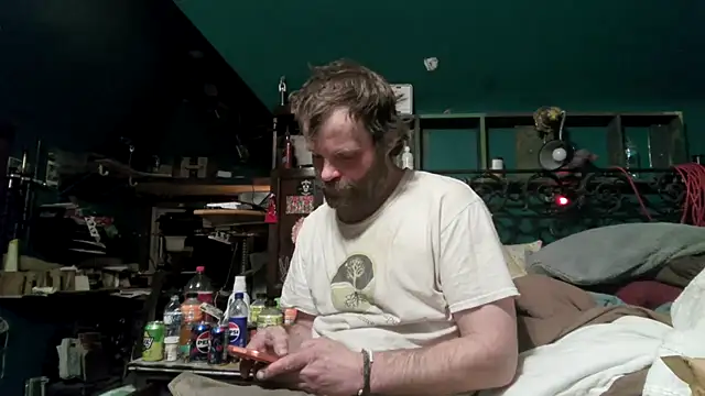 Snapshot of charactrzero chatting on March 4, 2026, 1:57 am charactrzero online show from March 4, 2026, 1:57 am