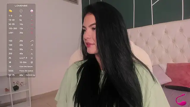 Snapshot of Veronicalanx1 chatting on November 10, 2025, 12:10 pm Veronicalanx1 online show from November 10, 2025, 12:10 pm