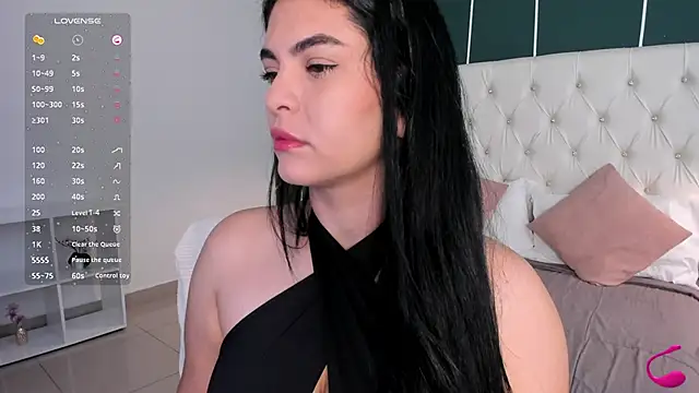 Snapshot of Veronicalanx1 chatting on September 26, 2025, 12:01 pm Veronicalanx1 online show from September 26, 2025, 12:01 pm