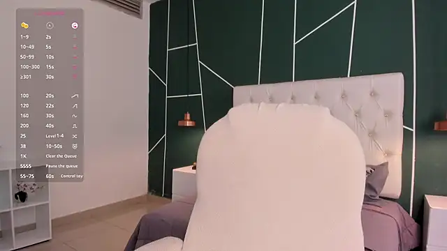 Snapshot of Veronicalanx1 chatting on November 19, 2025, 9:37 pm Veronicalanx1 online show from November 19, 2025, 9:37 pm