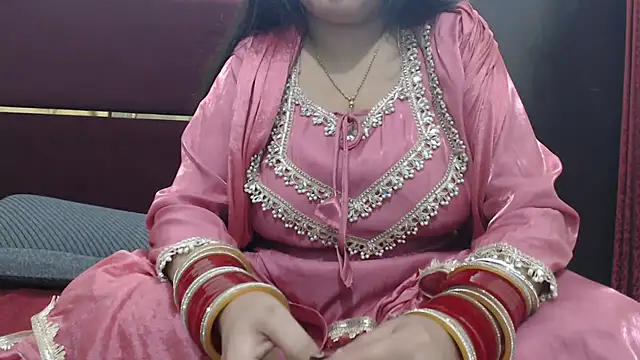 HOT CHILLY online show from April 9, 2026, 6:52 am