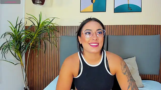 Nattasha Brown online show from November 30, 2025, 12:06 pm