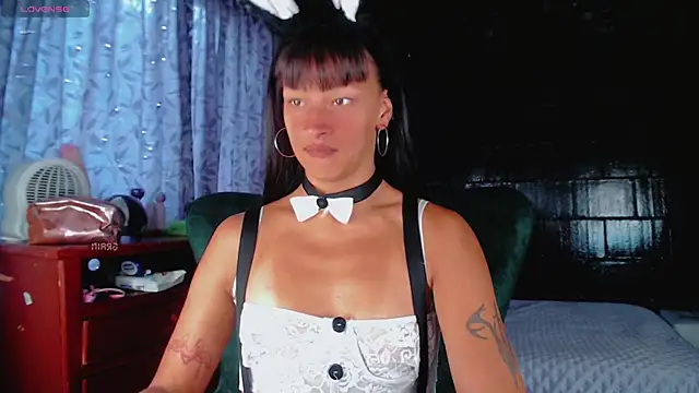 Snapshot of Summer_XO chatting on December 2, 2025, 3:14 pm Summer XO online show from December 2, 2025, 3:14 pm