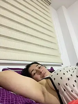 andreaisis2 online show from February 4, 2025, 6:36 am