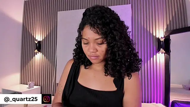 Snapshot of Zafiiraa chatting on February 25, 2026, 11:32 am Zafiiraa online show from February 25, 2026, 11:32 am