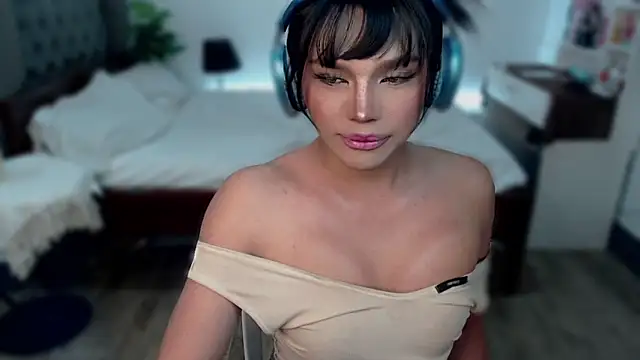 Snapshot of liaa_lurrecams chatting on November 27, 2025, 1:22 pm liaa lurrecams online show from November 27, 2025, 1:22 pm